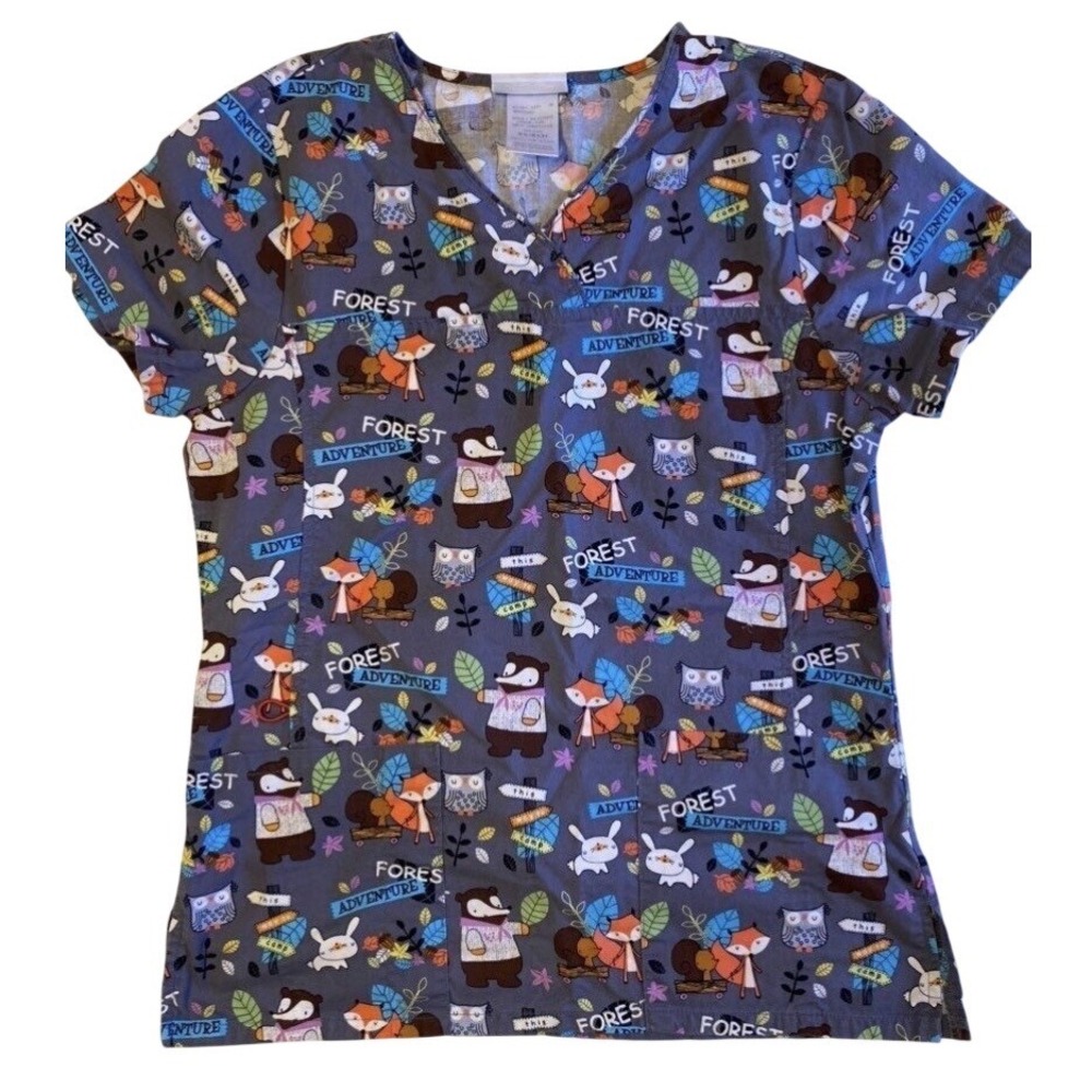 Scrubstar Camp Forest Animal Print Scrub Top Womens Size XS Short Sleeve Shirt